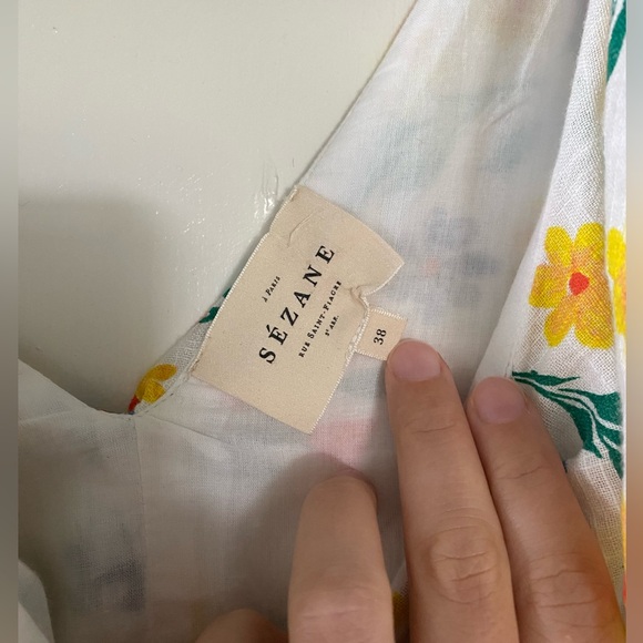 Sezane Giovana Wrap Dress in Peace and Love Print size 38 or 6 - Picture 7 of 8